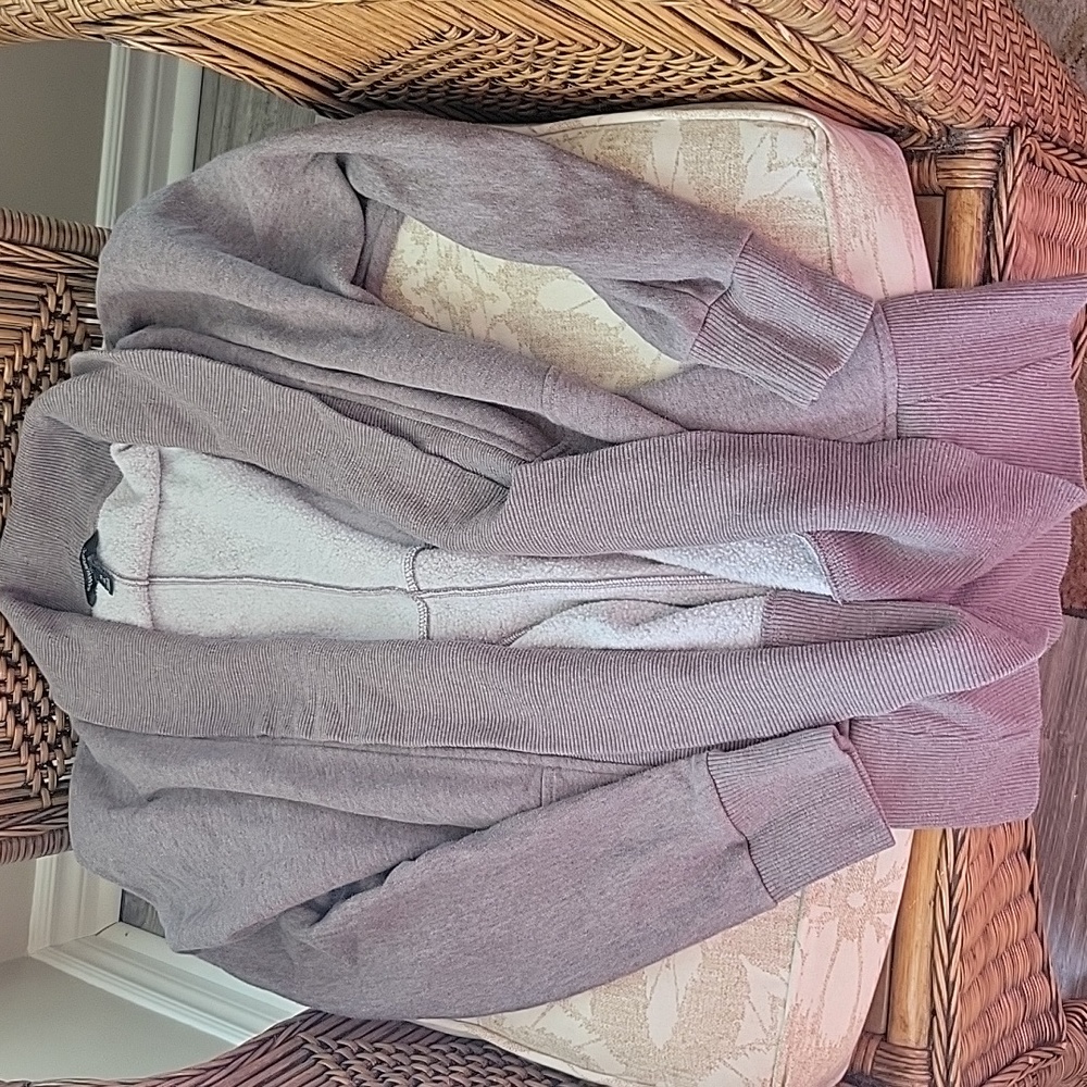 ✨️3/30✨️Banana republic cardigan bundle 3 sweaters for 30$